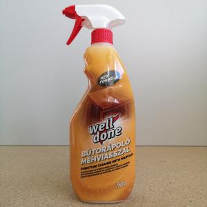 Bútorápoló méhviasszal szórófejes 750 ml.